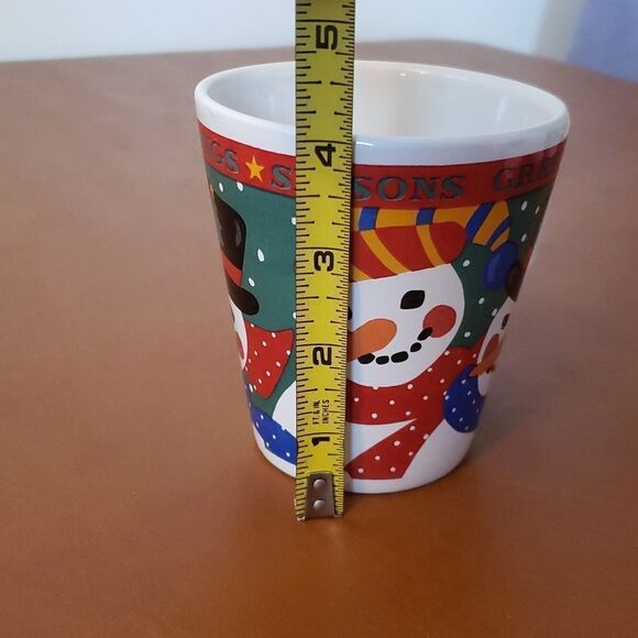 Adorable Vintage Ceramic Season's Greetings Snowman Coffee Hot Cocoa Mug - Picture 9 of 9